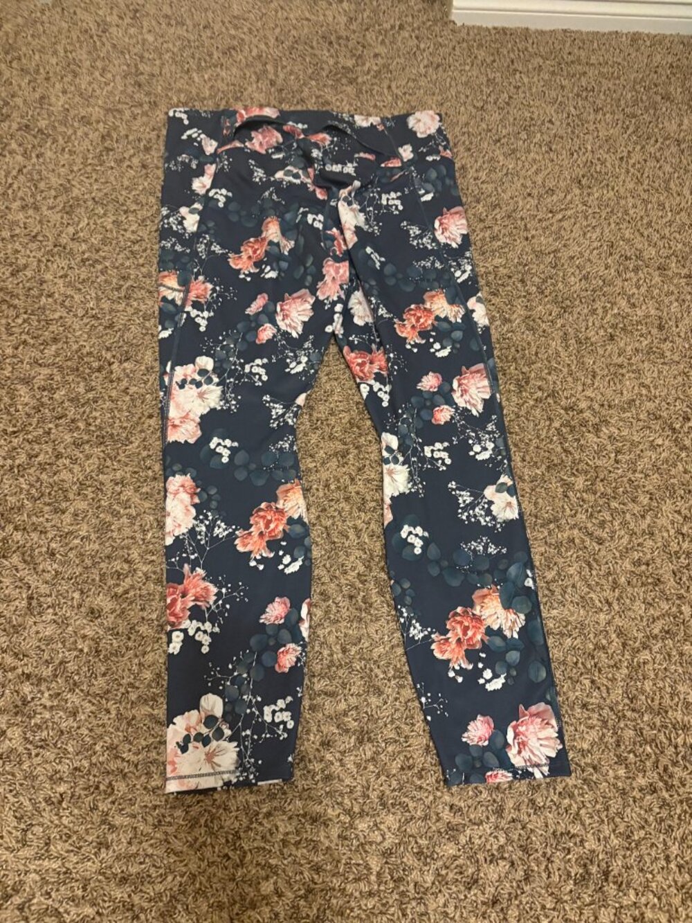 Duluth Trading Woman's NoGA Leggings 2X Blue Floral Print Ultra High Rise Pocket - Picture 2 of 3